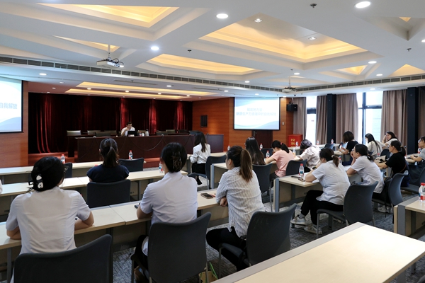 A33I0061_副本_副本.jpg A33I0061_副本_副本.jpg