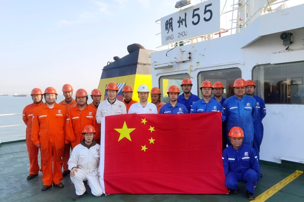 宁波海运广大船员以饱满精神坚守电煤保运一线。宁波海运 提供_副本.jpg 宁波海运广大船员以饱满精神坚守电煤保运一线。宁波海运 提供_副本.jpg